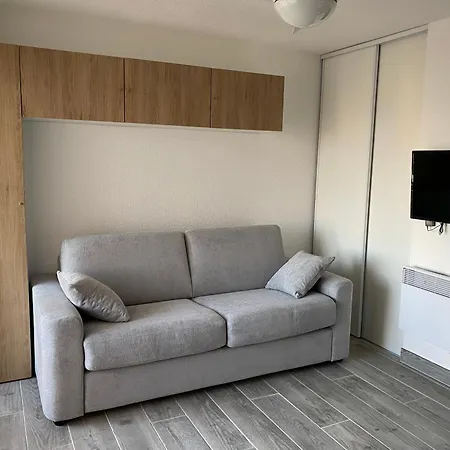 Appartement T2, Terrasse, Parking Privé Proche Port Et Plages